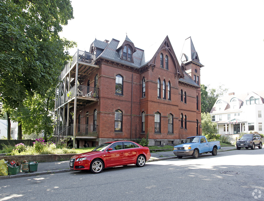 Building Photo - Franklin Wesson House