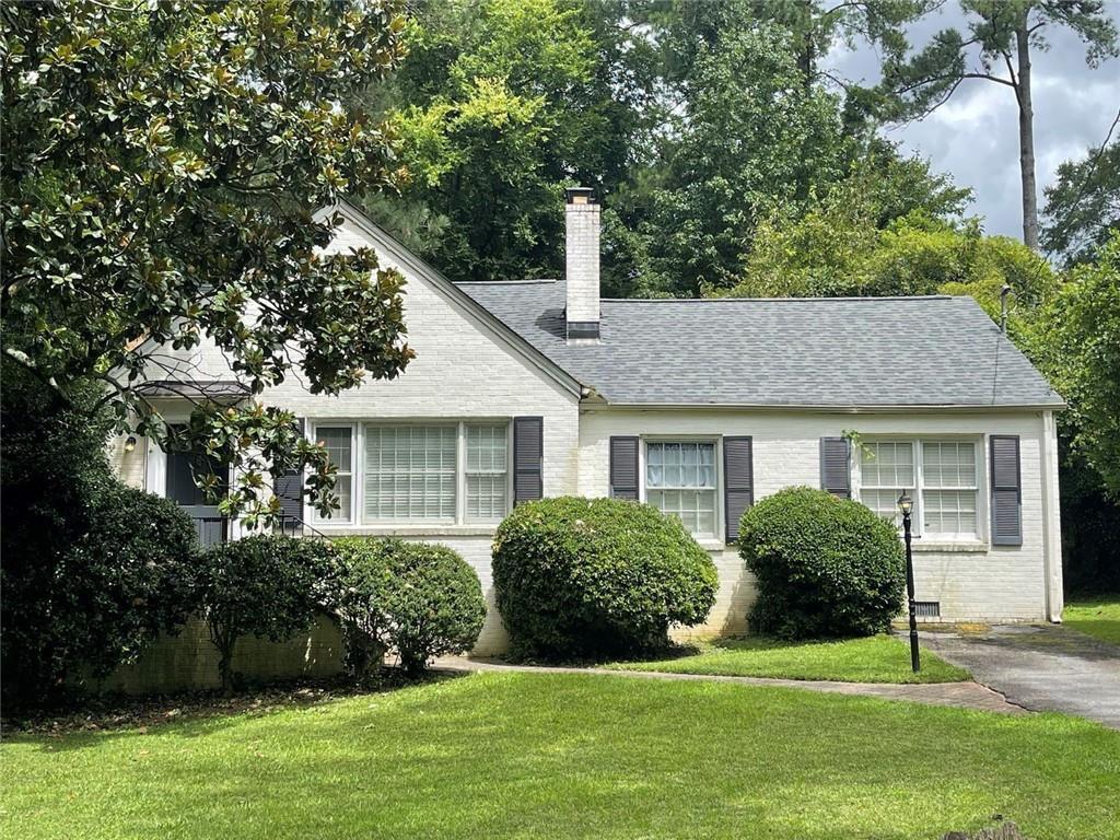 Foto principal - 3538 Kingsboro Rd NE