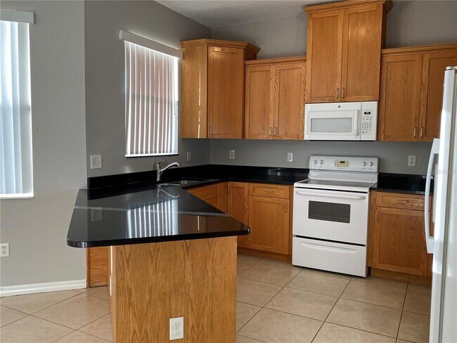 Building Photo - 4015 Woodacre Ln