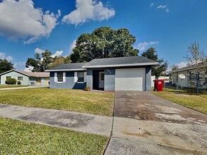 Building Photo - 610 Charter Ct