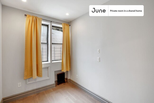 Foto del edificio - Room in Shared 3 bed/1 bath home in East Village