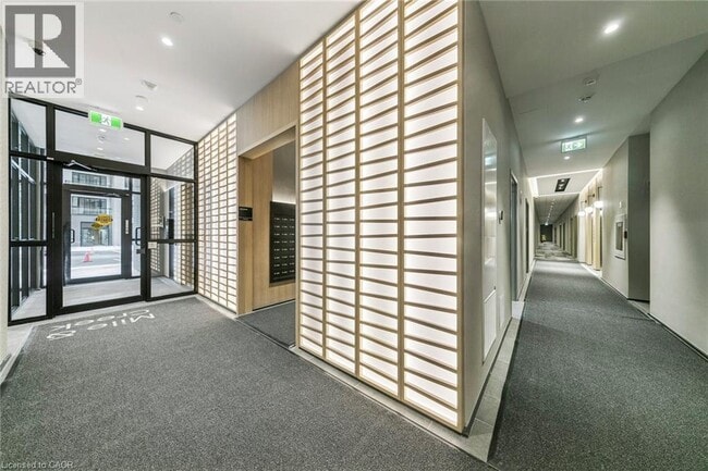 Building Photo - 720 Whitlock Ave