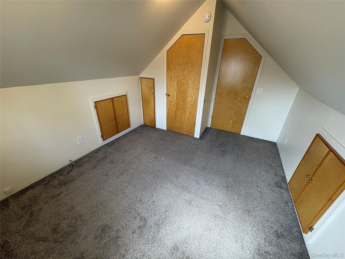 Building Photo - 54 Francine Dr N