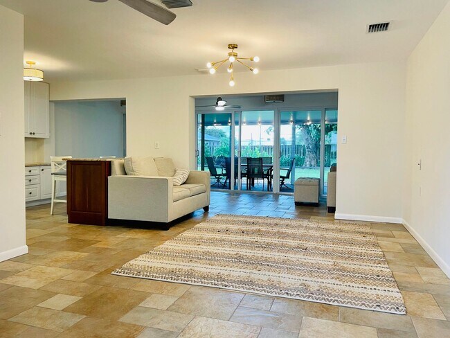 Foto del edificio - 1412 Berkshire Ave