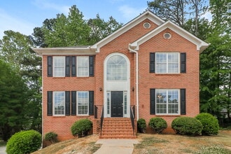 Building Photo - 2446 Letha Ln