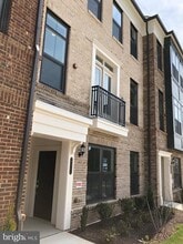 Building Photo - 22584 Windsor Locks Square