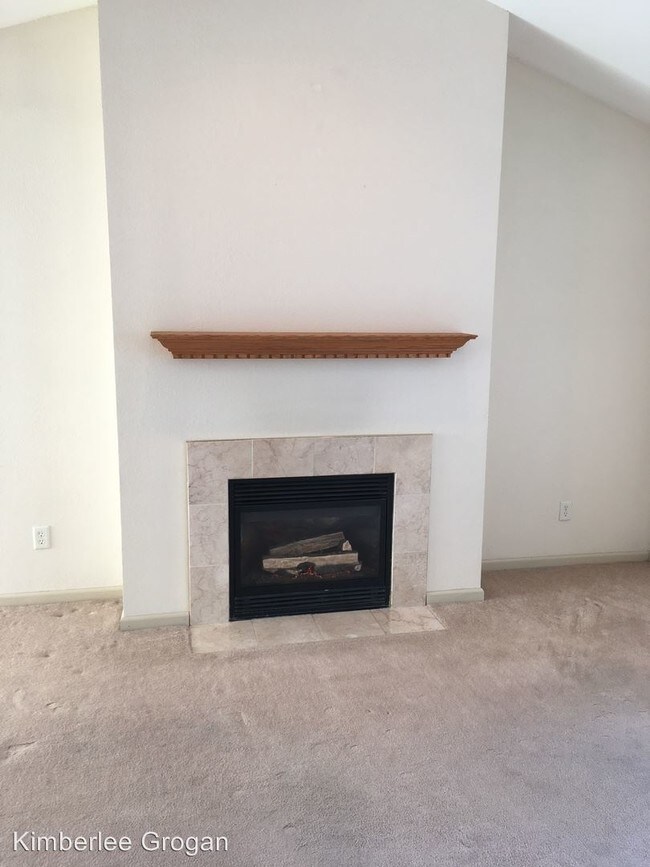 Building Photo - 904 N 28th St