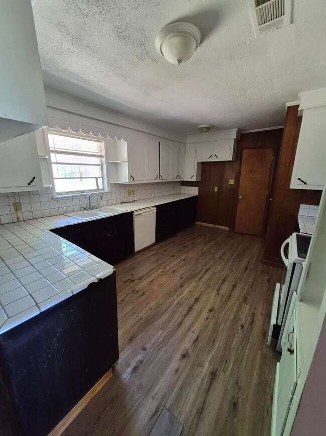 Foto del edificio - Orange Grove 3 Bedroom