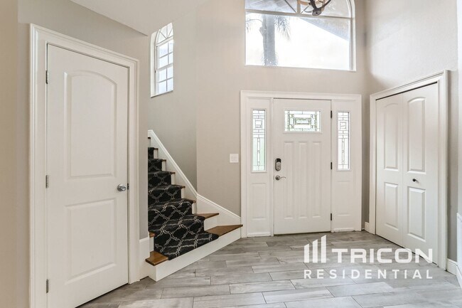 Foto del edificio - 504 Westborough Ln