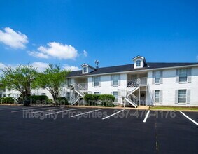 Building Photo - 7324 Menlo Dr