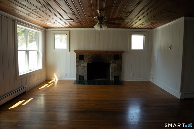 Building Photo - 97 Candlewood Rd
