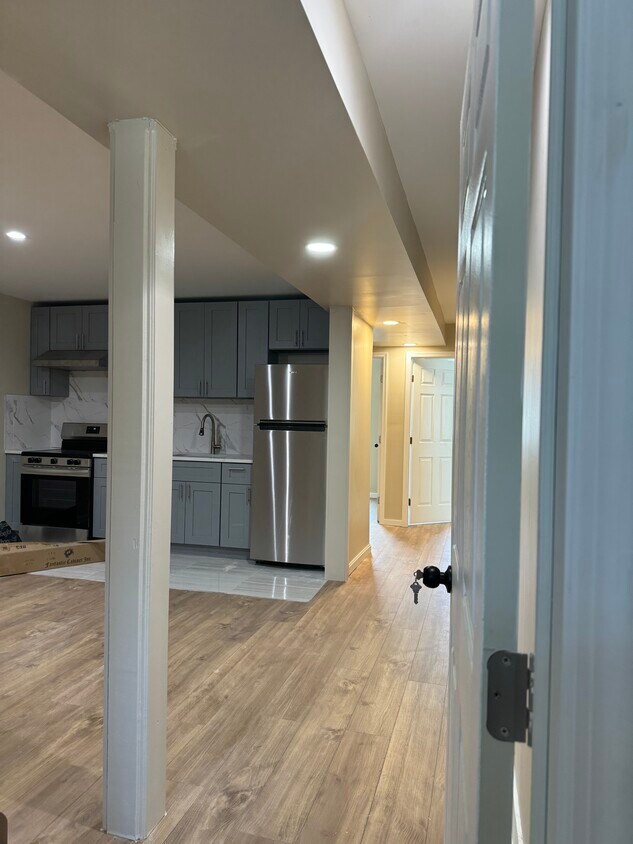 Foto principal - 154 B 26th St