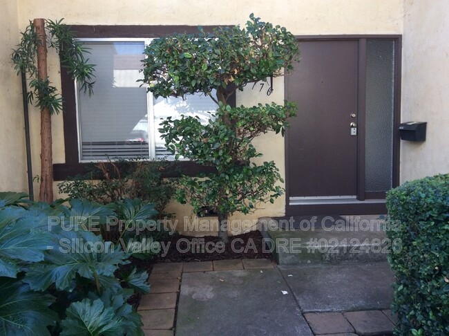 Foto del edificio - 3776 Woodleaf Ct