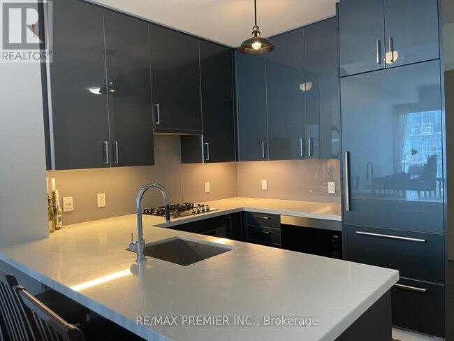 Photo du bâtiment - 29 Queens Quay E