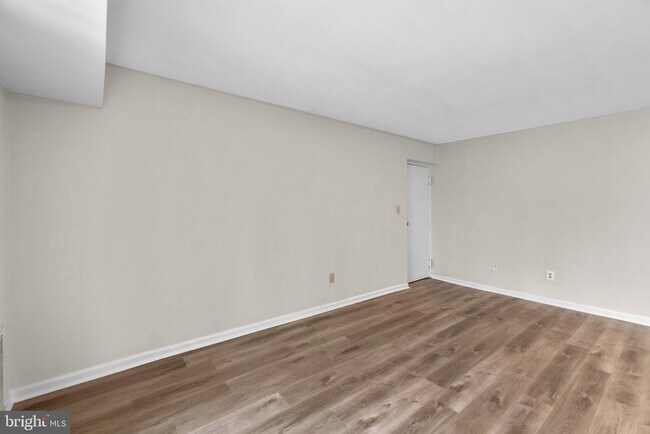 Foto del edificio - 3614 Court House Dr