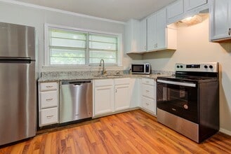 Building Photo - 311 N 41st St