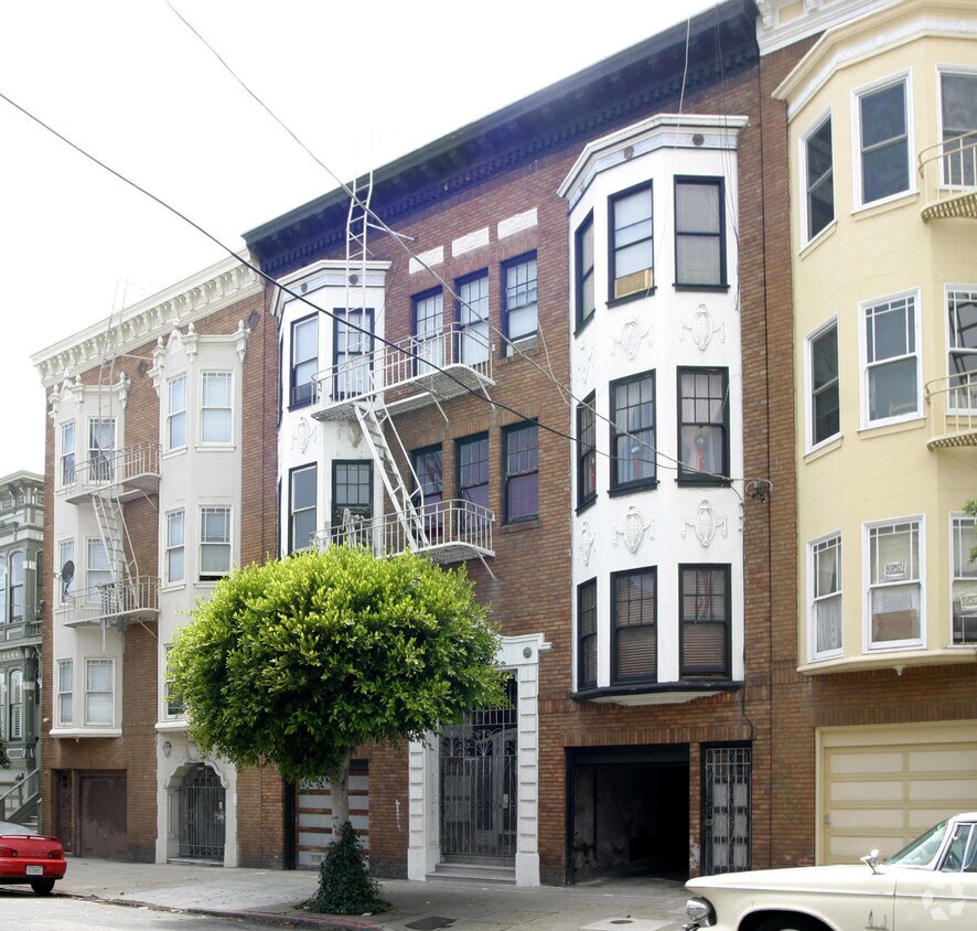 Building Photo - 545 Broderick St