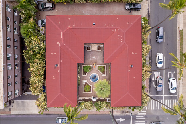 Building Photo - 1965 Ala Wai Blvd