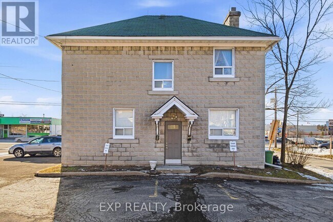 Photo du bâtiment - 1663 Bank St