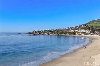 Building Photo - 609 Sleepy Hollow Ln