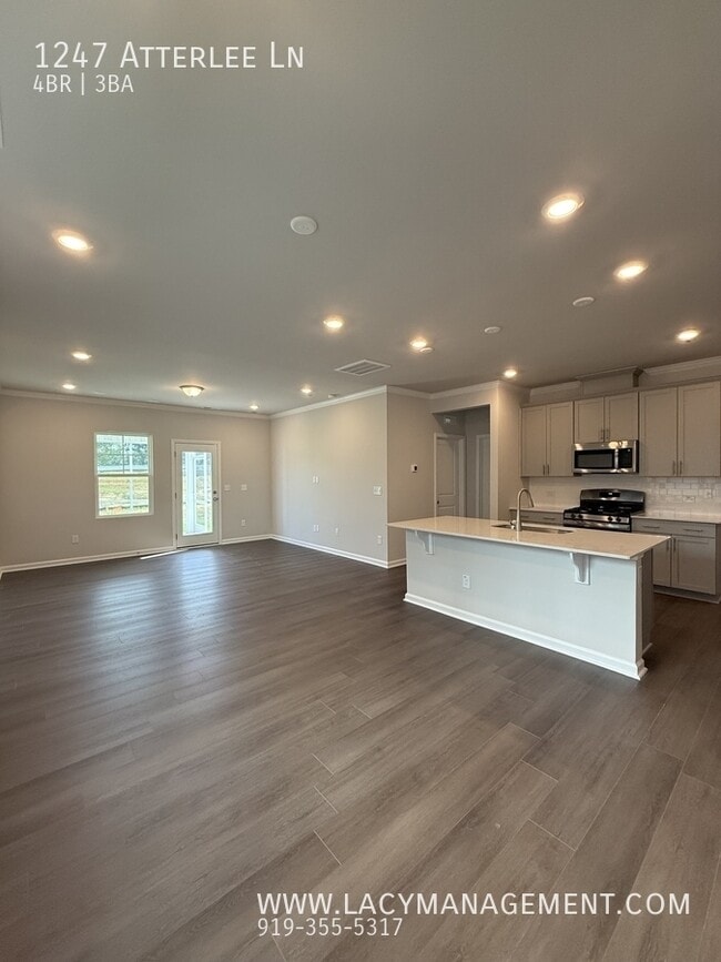 Foto del edificio - 1247 Atterlee Ln
