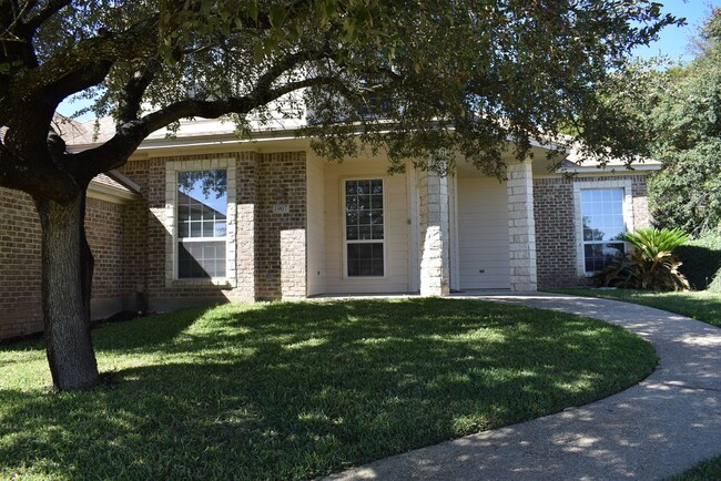 Building Photo - BEAUTIFUL HARKER HEIGHTS CUSTOM HOME!