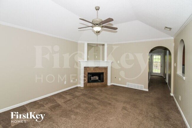 Building Photo - 10148 Cross Valley Dr