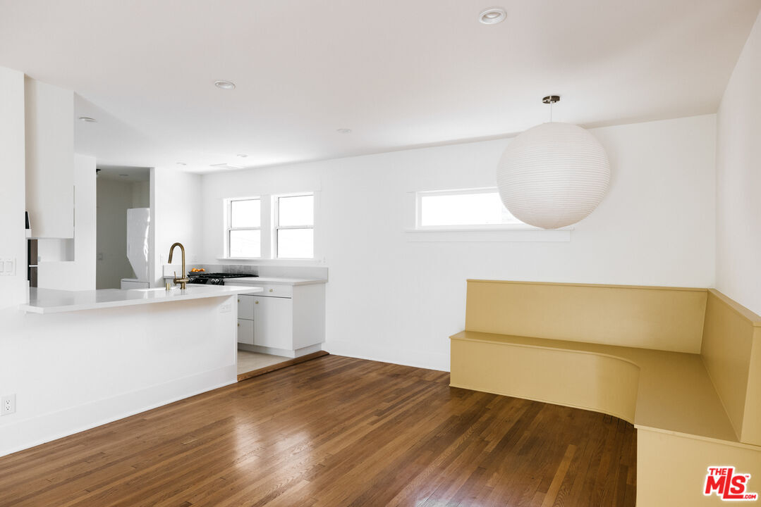 720 Parkman Ave, Los Angeles, CA 90026 Apartment for Rent in Los