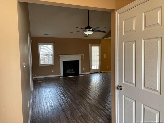Foto del edificio - 1508 Belews Creek Ln