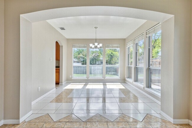 Foto del edificio - 1506 Mossy Glen Ct