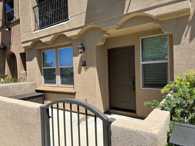 Primary Photo - 1572 Fortaleza Way #18