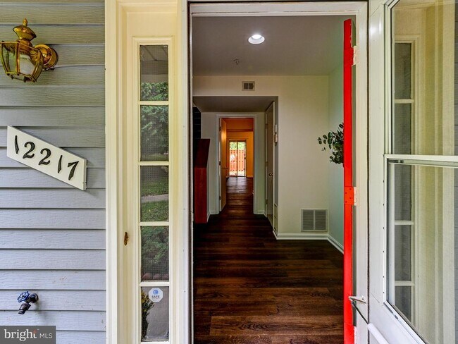 Foto del edificio - 12217 Sleepy Horse Ln