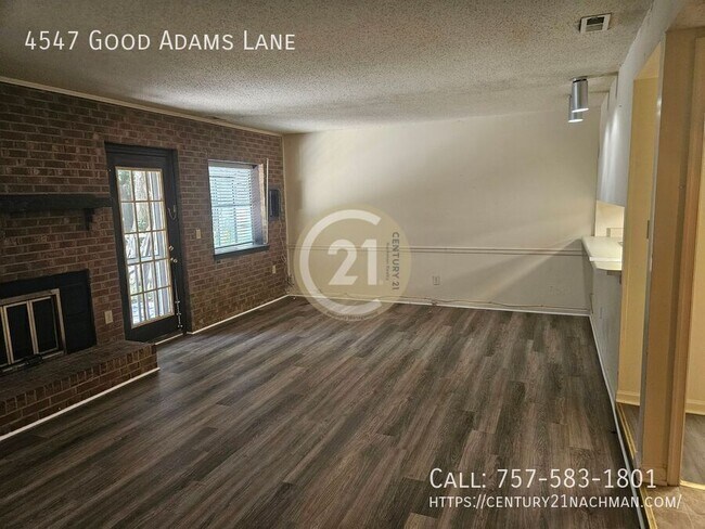 Foto del edificio - 4547 Good Adams Ln