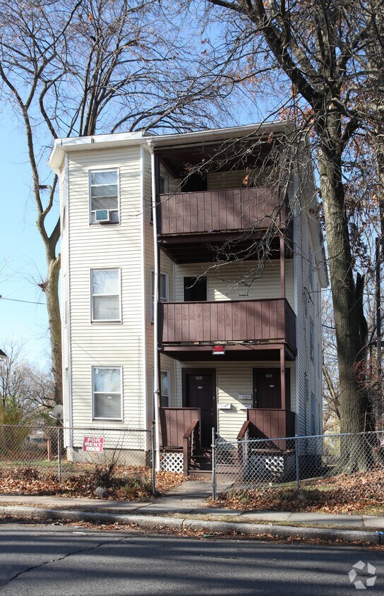 Building Photo - 701-03 Garden St