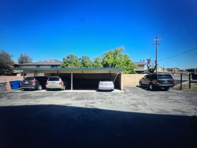 Foto del edificio - 101 W Olive Ave