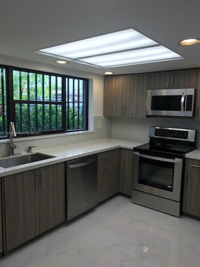 Foto del edificio - 6460 NW 2nd St