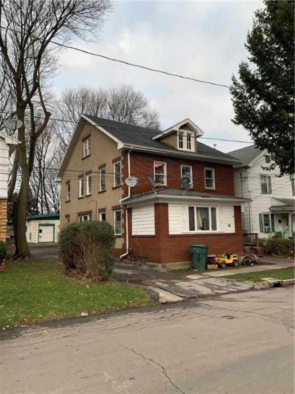 Building Photo - 18 Bauer St