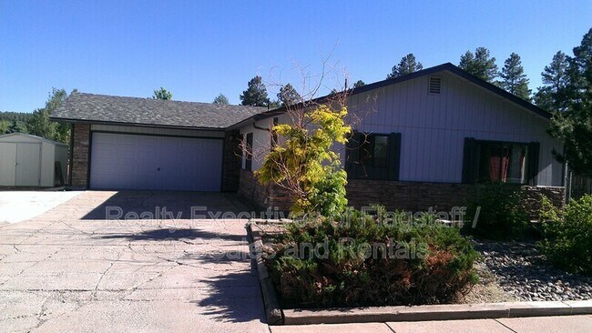 Building Photo - 3535 W Cooper Dr