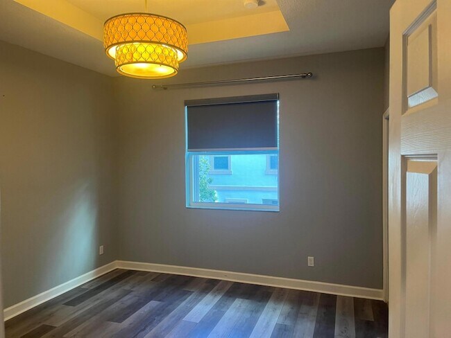 Foto del edificio - 4328 BRAXTON AVE