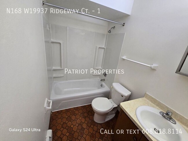 Foto del edificio - 1 Bedroom/ 1 Bathroom in Jackson, WI