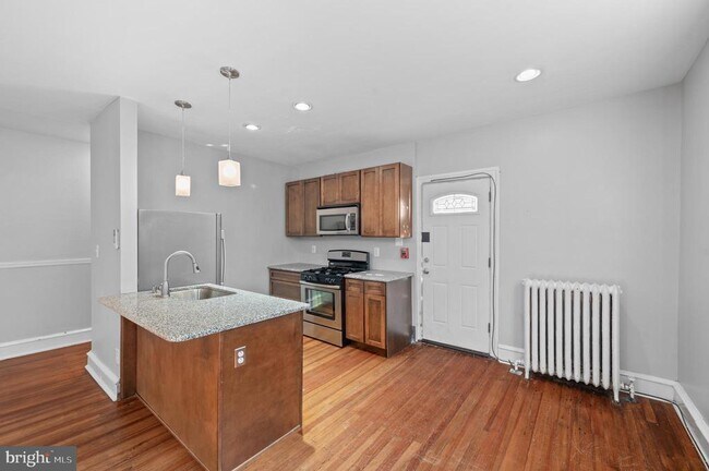 Foto del edificio - 838 W Lancaster Ave