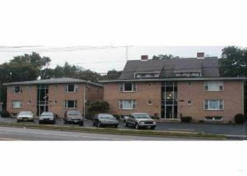 Primary Photo - 320-322 S Main St