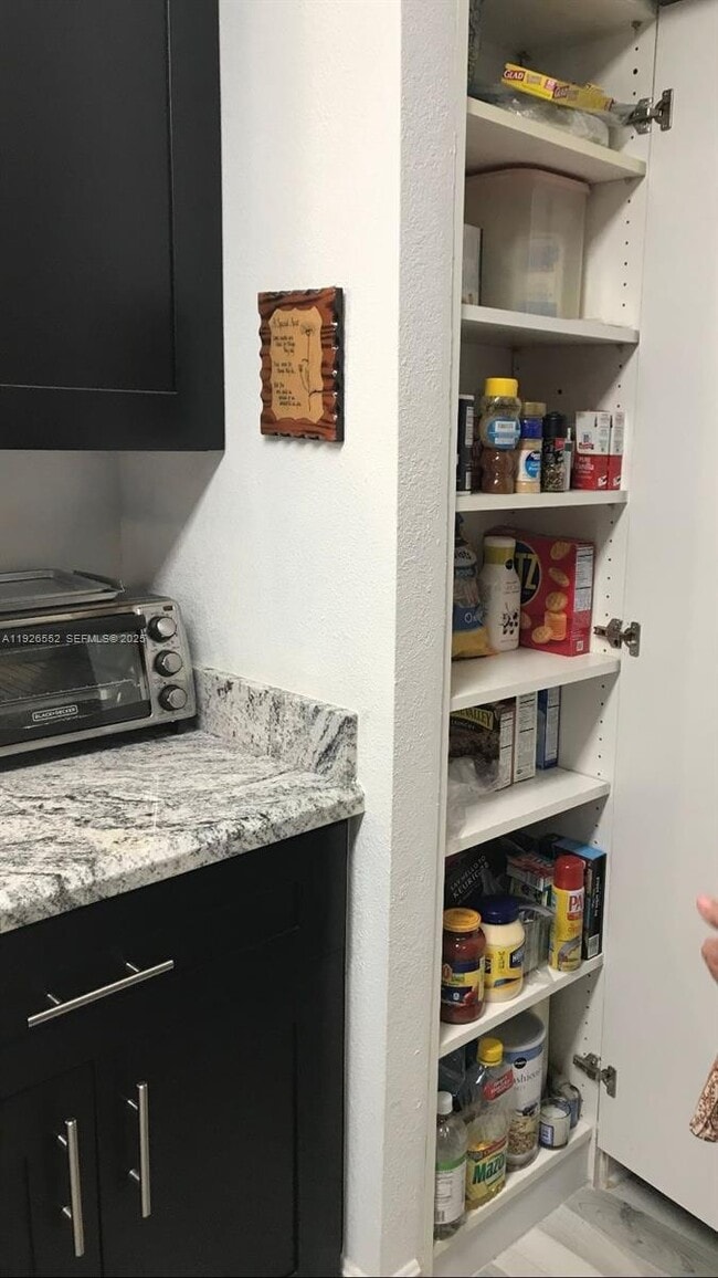 Foto del edificio - 701 Three Islands Boulevard