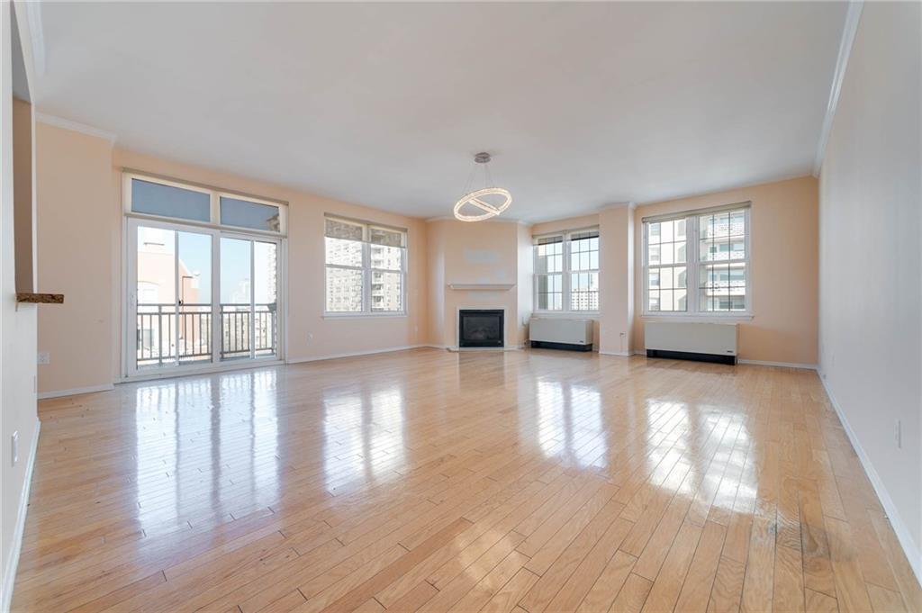 Foto principal - 135 Oceana Dr E