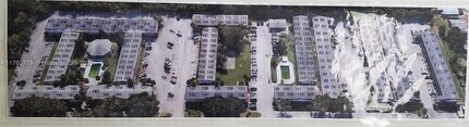 Building Photo - 17115 Dixon
