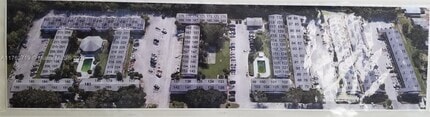 Building Photo - 17115 Dixon