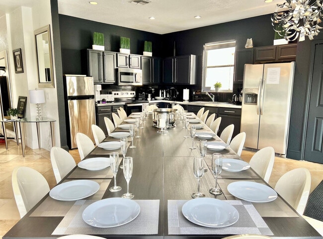 Foto del edificio - 500 Highlands Reserve Blvd