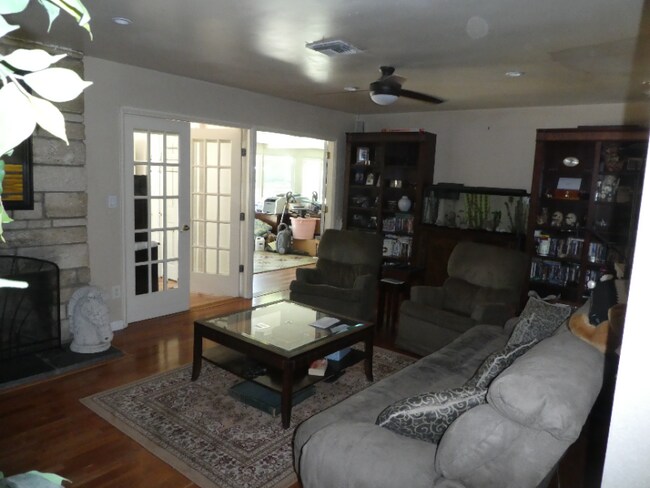 Foto del edificio - 18915 Chase St