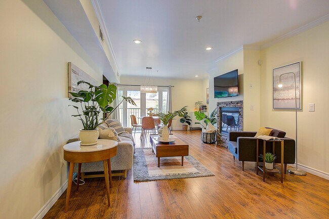 Foto del edificio - 5633 Carlton Way