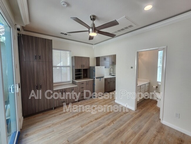 Building Photo - 82630 Redford Way